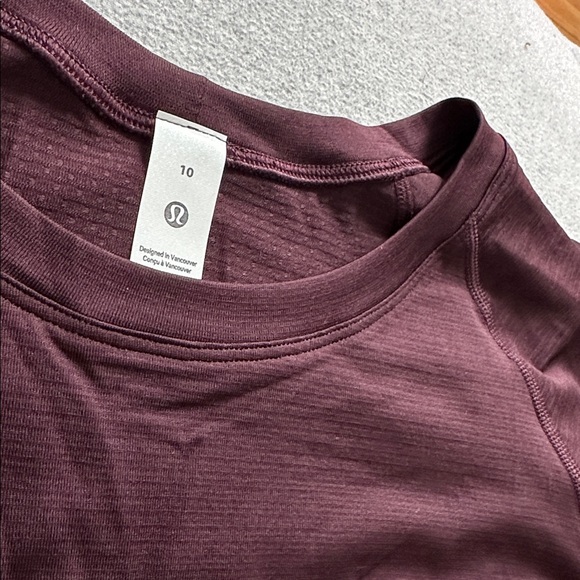 lululemon athletica Swiftly Tech Short Sleeve 2.0 | Black Plum - Picture 2 of 9